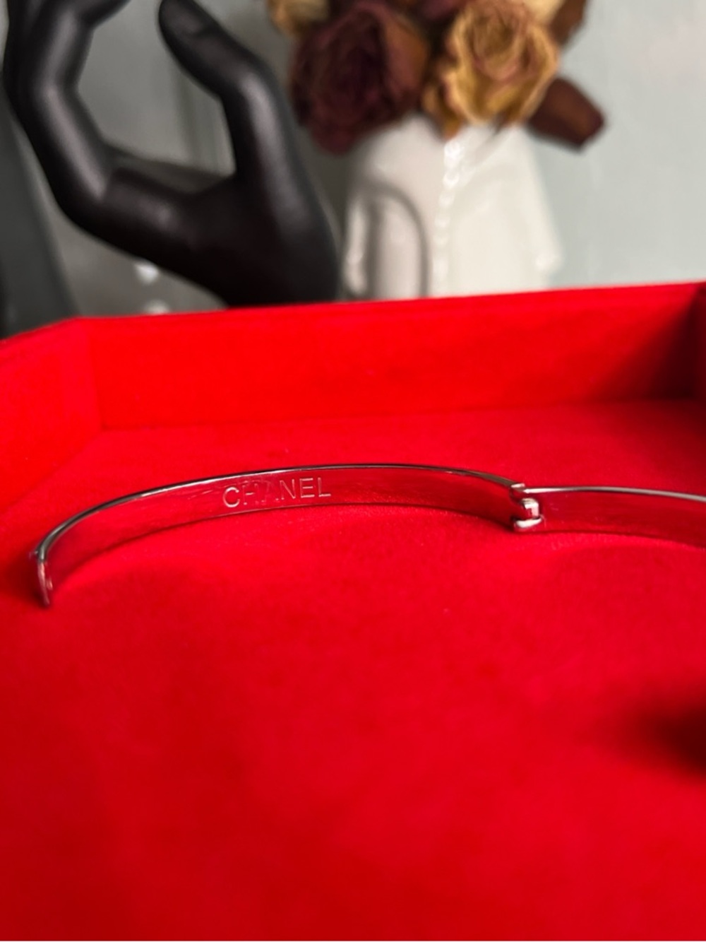 Silver bangle - Picture 2 of 2
